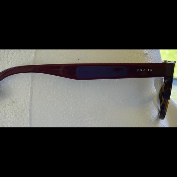 Prada PRO2TV Eyeglasses - Picture 6 of 7
